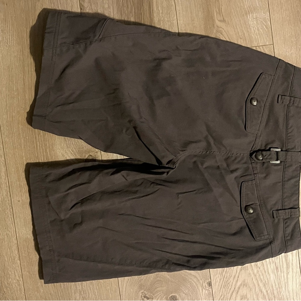 Athleta Women’s Bermuda Shorts - Picture 2 of 4